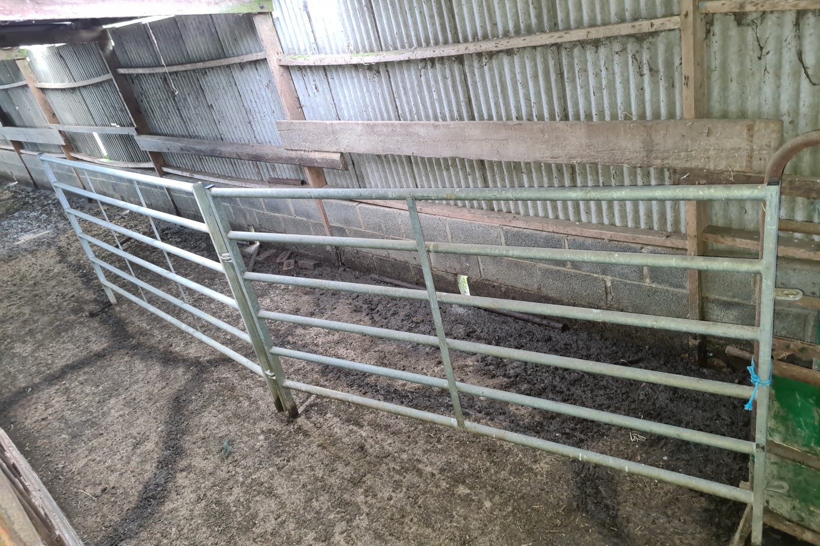 Cattle Handling Hurdles and Gate Gallery Image 4